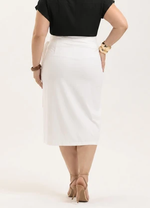 Cativa - Saia Midi Plus Size em Viscose Off-White - CATIVA