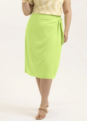 Cativa - Saia Midi Plus Size em Viscose Verde - CATIVA