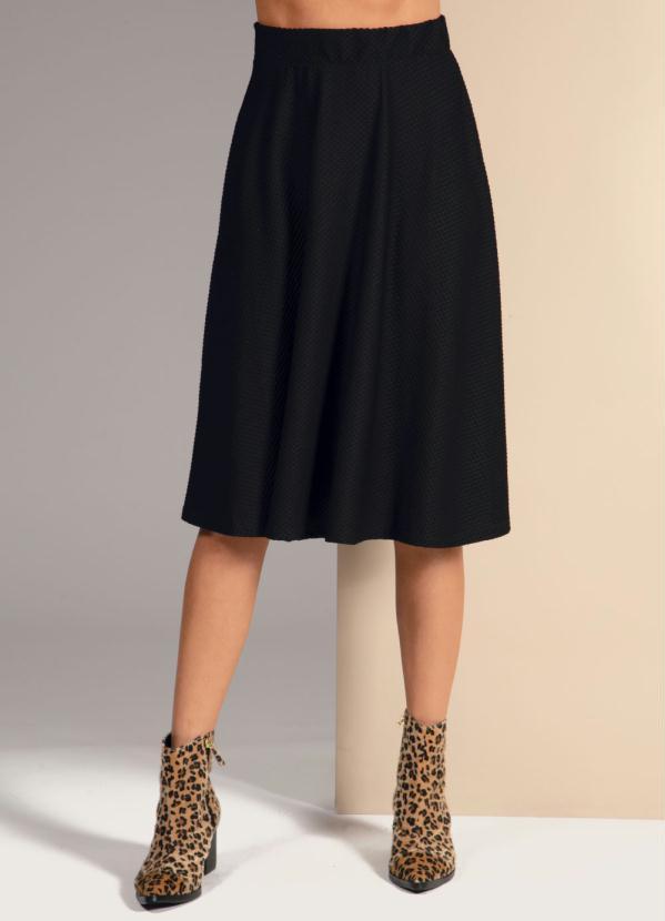 Quintess - Saia Midi Preta Evasê com Elástico na Cintura 3