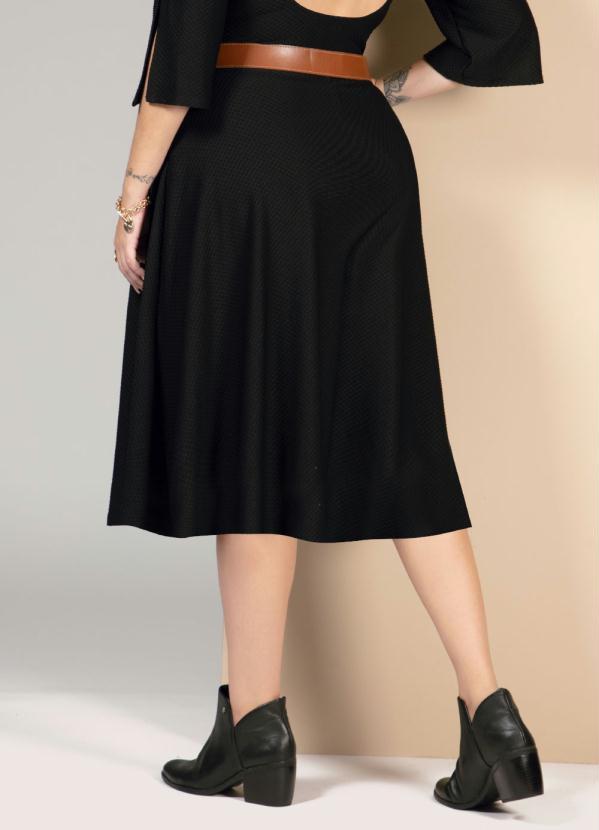 Quintess - Saia Midi Preta Evasê com Elástico na Cintura 8