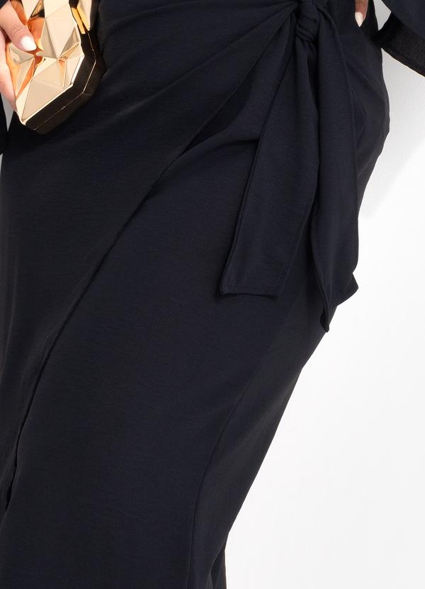 Quintess - Saia Preta em Crepe Plano 13