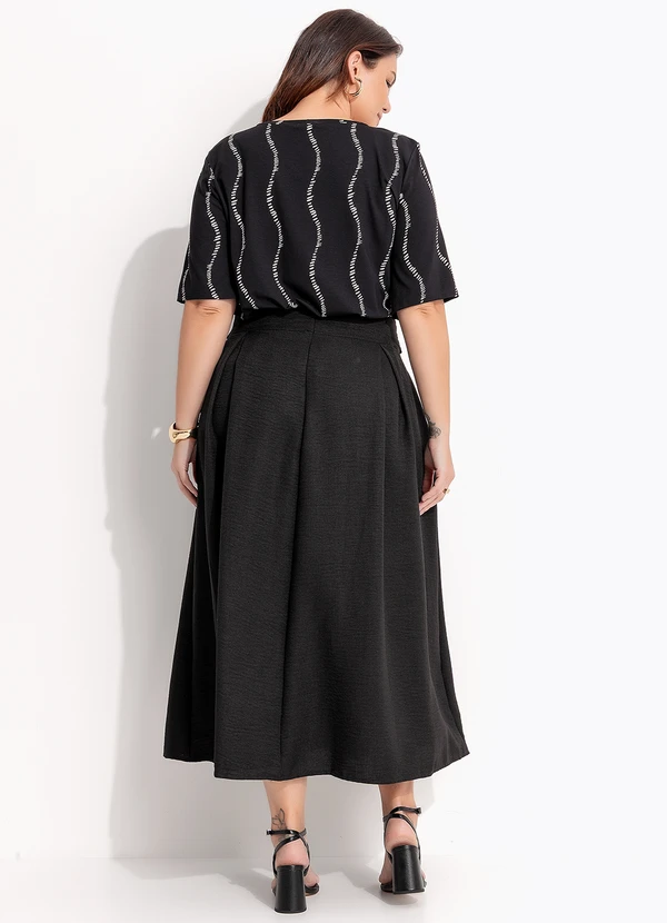 Quintess - Saia Preta em Tecido Texturizado 13