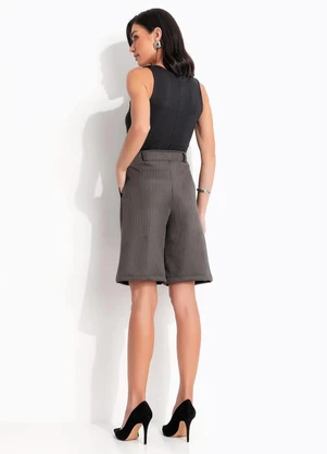 Quintess - Bermuda Risca de Giz em Malha Suede - QUINTESS