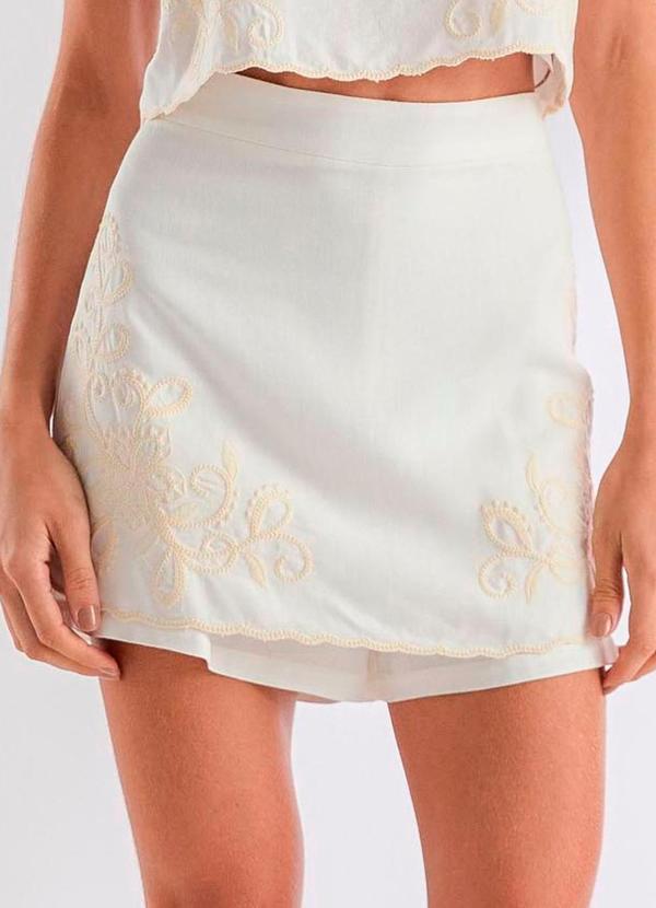 Carlota Costa - Saia Short Bordada Branco 1