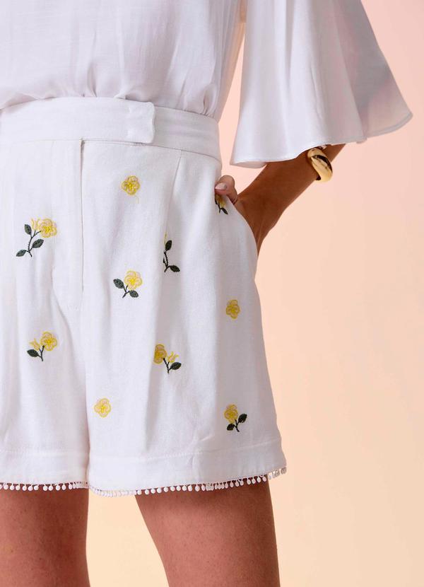 Carlota Costa - Short Alfaiataria Branco 5