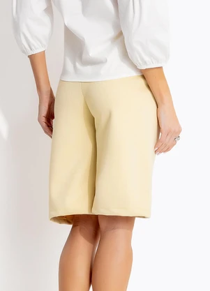 Quintess - Short Amarelo Manteiga em Malha Suede - QUINTESS