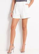 Short Branco em Crepe Plano