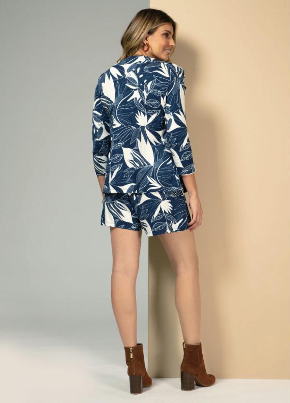 Quintess - Short com Fivela na Cintura Floral Azul 4
