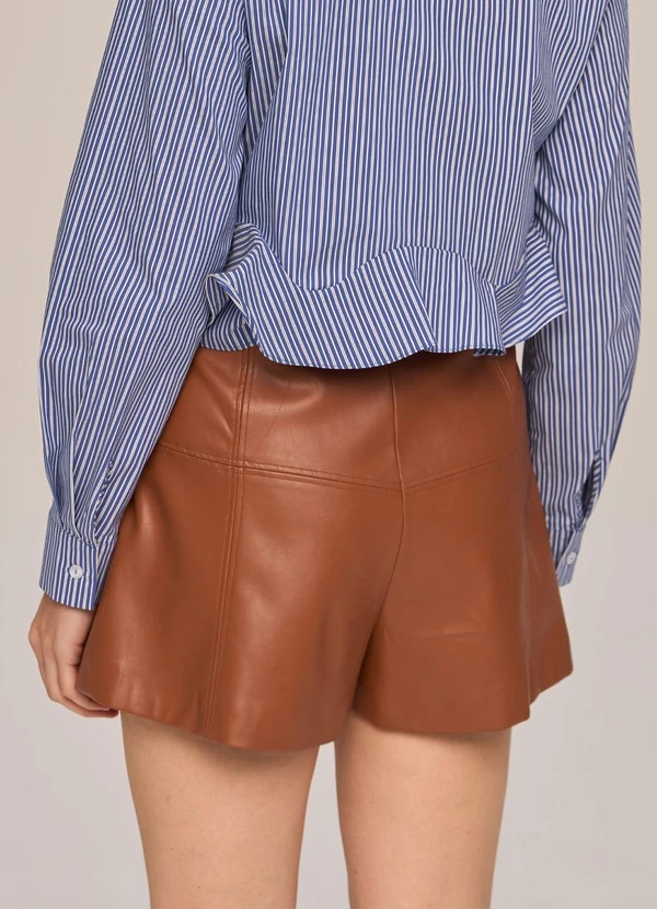 Carlota Costa - Short Couro Marrom 2