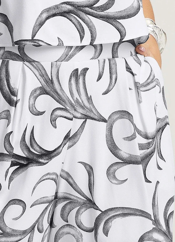 Gris - Short em Viscose Preto 3