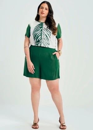 Marialícia - Short Feminino Alfaiataria Creponado Verde - MARIALÍCIA