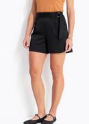 Short (preto) em malha scuba