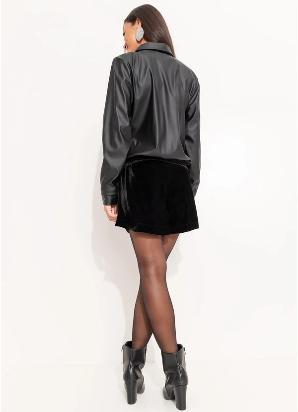 Quintess - Short Preto em Veludo