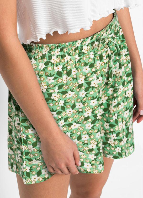 Queima Estoque - Shorts Cintura Alta Floral Verde 3