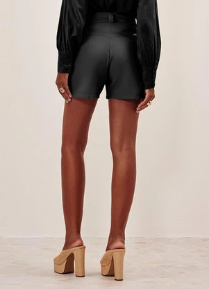 Elegance - Shorts com Bolsos na Frente Preto - ELEGANCE