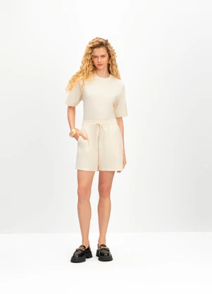 Essendi - Shorts em Malha Texturizada Natural - ESSENDI