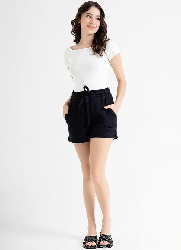 Just Basic - Shorts Feminino em Moletinho Preto 3