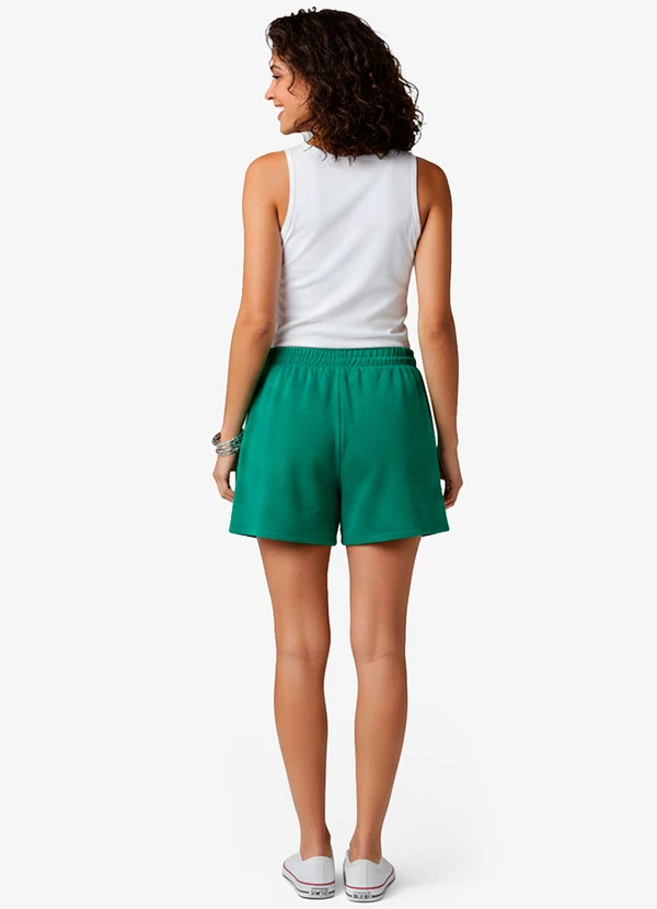Infinita Cor - Shorts Feminino em Plush Verde 4