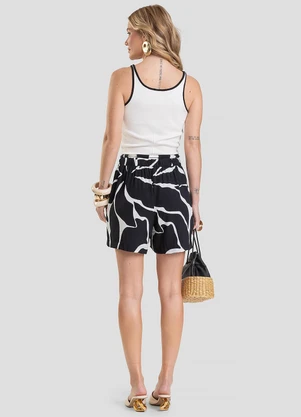 Dianna - Shorts Feminino em Tecido Estampado Preto - DIANNA
