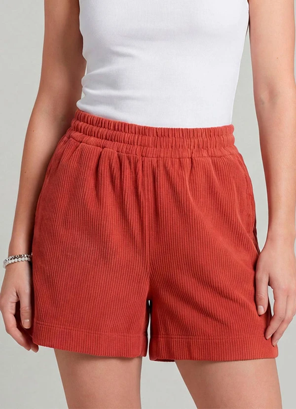 Infinita Cor - Shorts Feminino Moletinho Gorgurinho Vermelho
