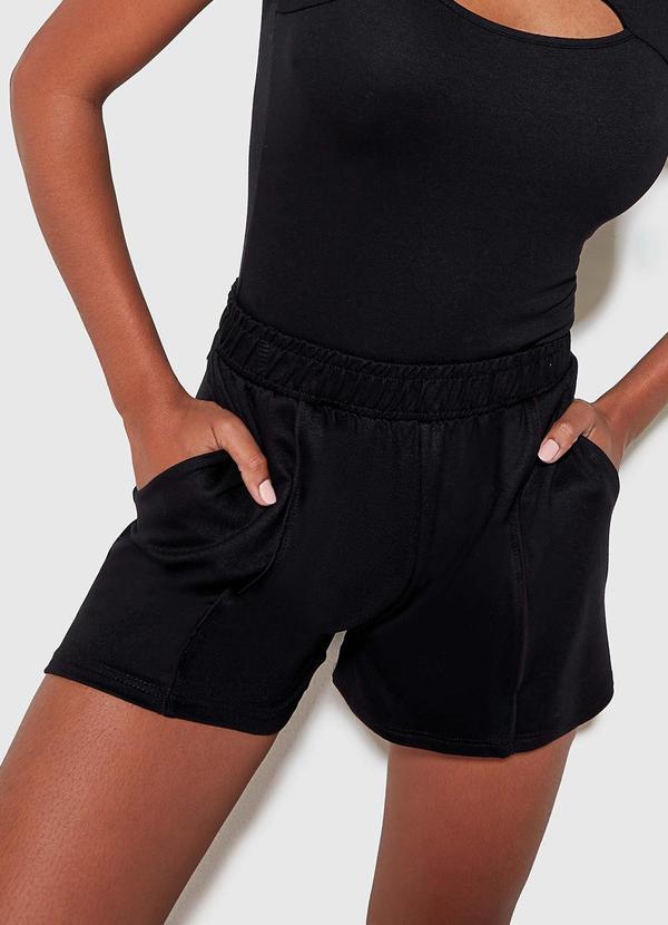 Enfim - Shorts Tradicional em Moletinho Preto