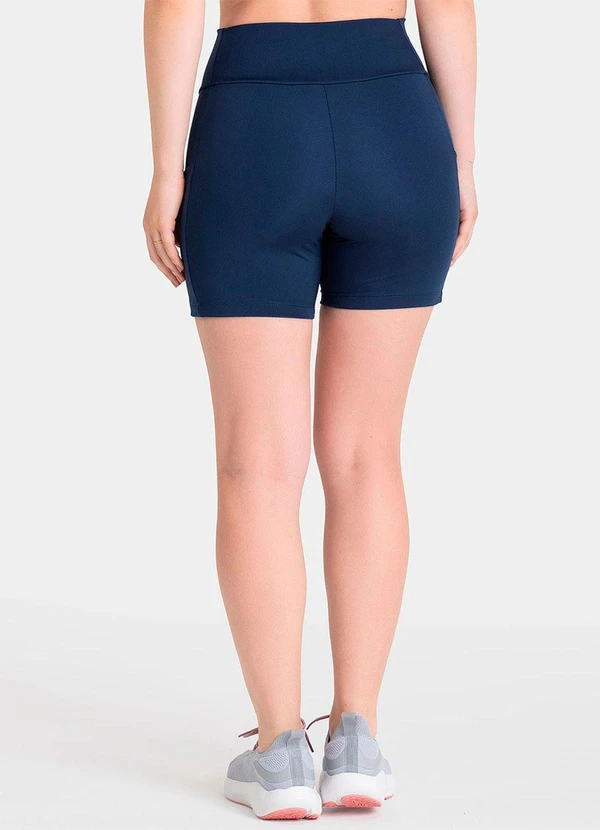 Closy - Shorts com Bolso Rise Marinho 2