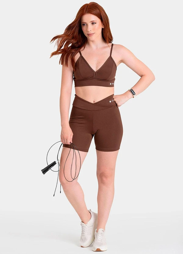 Closy - Shorts Cós Transpassado Energy Marrom 3