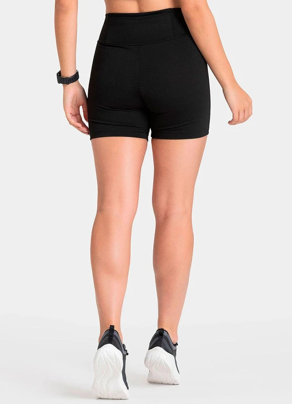 Closy - Shorts Fitness Essential Preto 2
