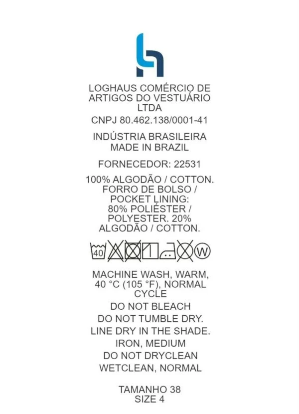 Quintess - Short Jeans com Bolsos, Pregas e Barra Dobrada 11