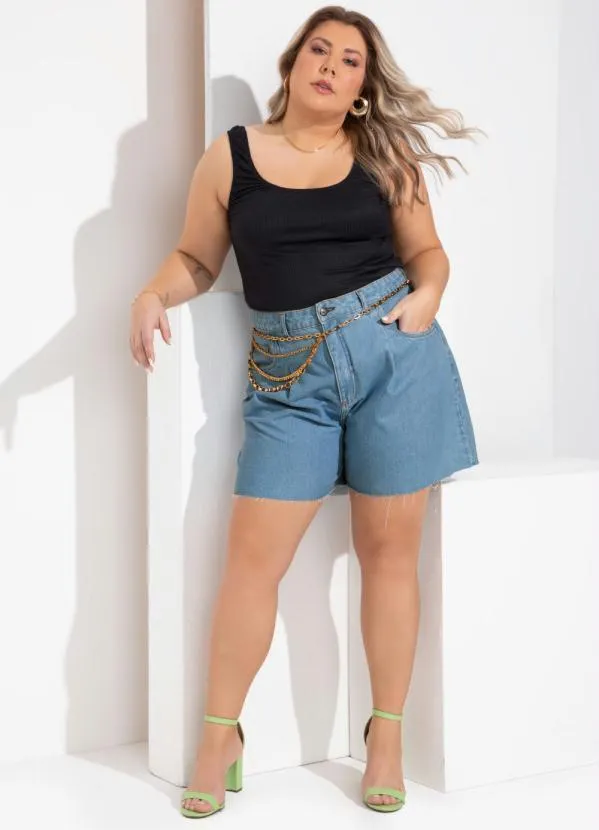 Quintess - Short Jeans com Pregas e Bolsos Funcionais 9