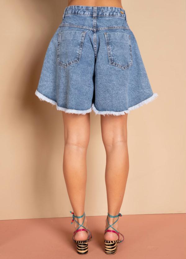 Quintess - Short Jeans Médio Soltinho Godê com Bolsos 4