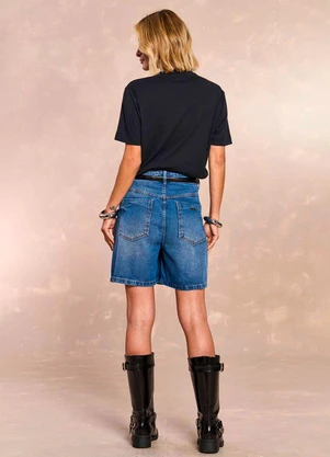 Doce Trama - Shorts Mom Retrô Glam em Denim Azul - DOCE TRAMA