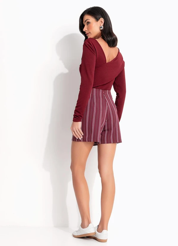 Quintess - Short Saia Listras Bordô em Tecido Alfaiataria 10