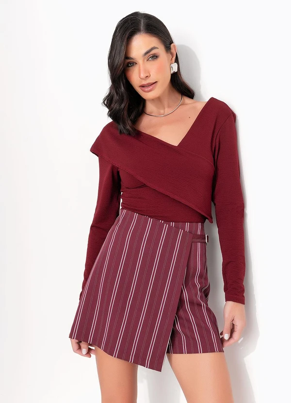 Quintess - Short Saia Listras Bordô em Tecido Alfaiataria 6
