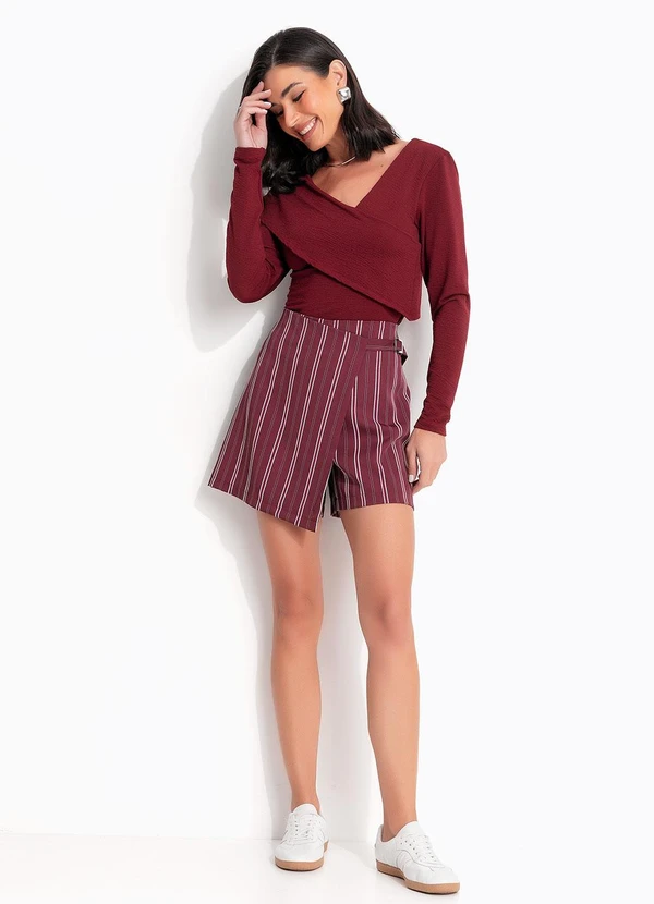 Quintess - Short Saia Listras Bordô em Tecido Alfaiataria 8
