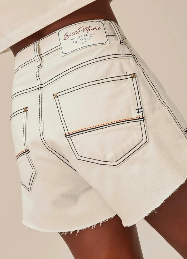 Lança Perfume - Short Curto de Sarja Comfort Branco 2