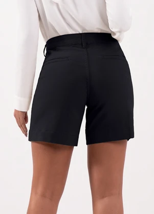 Lunender - Shorts Boyfriend de Cintura Média em Sarja Preto - LUNENDER