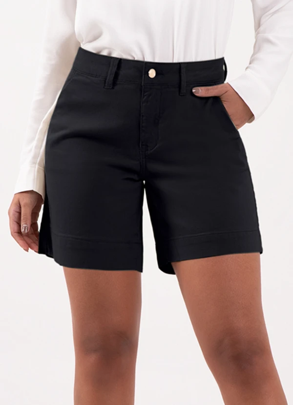 Lunender - Shorts Boyfriend de Cintura Média em Sarja Preto