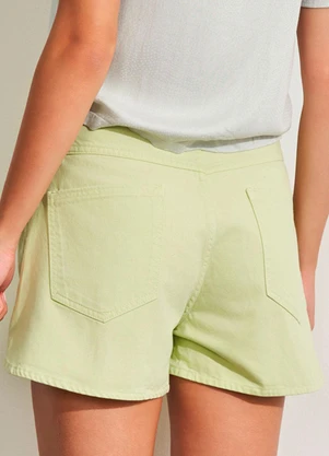 Sofie - Shorts Mom em Sarja Verde - SOFIE