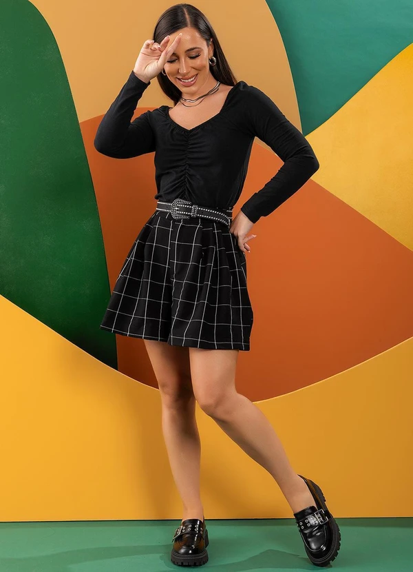 Quintess - Short Xadrez Grid em Tecido de Alfaiataria 11