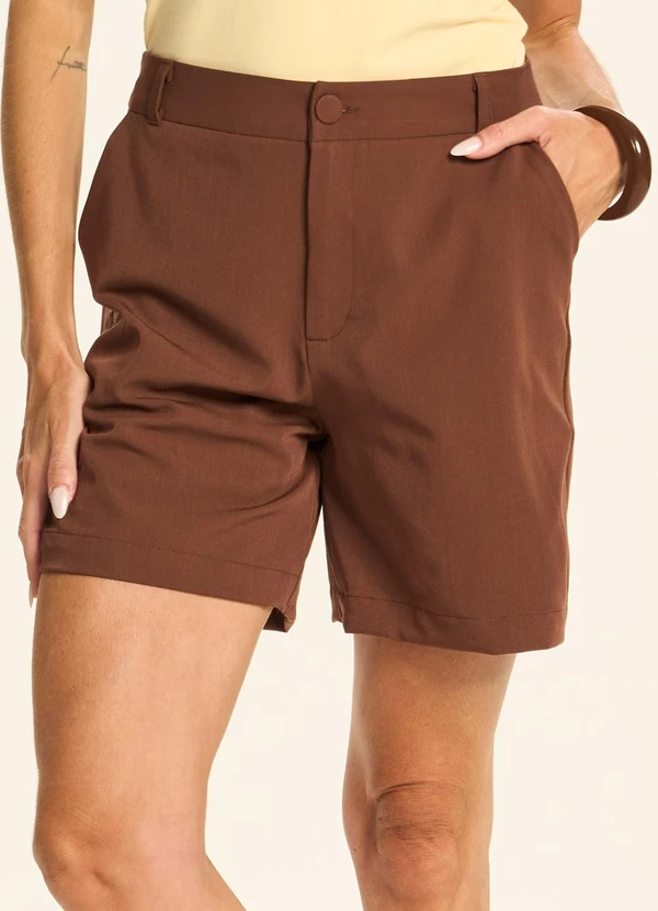 Doce Trama - Shorts Alfaiataria com Cintura Alta Marrom