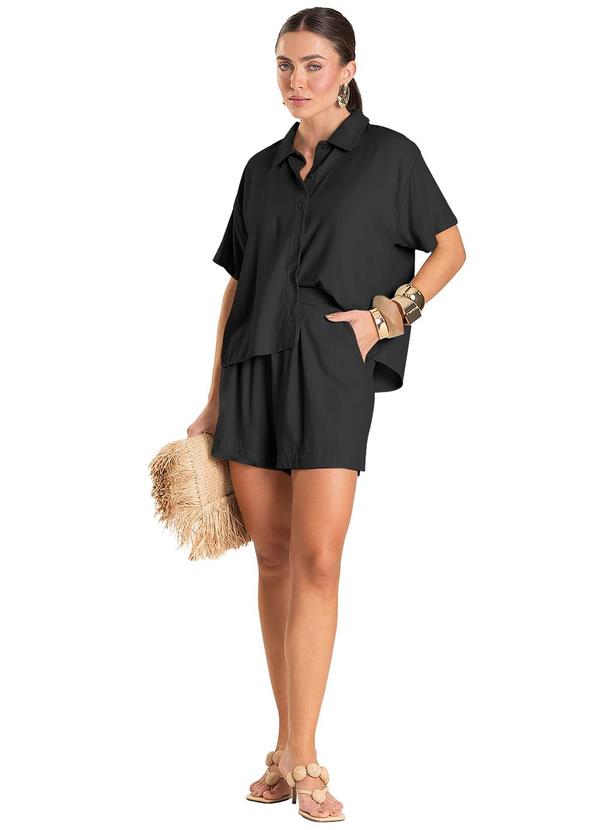 Dianna - Shorts Feminino em Tecido de Viscose Preto 3