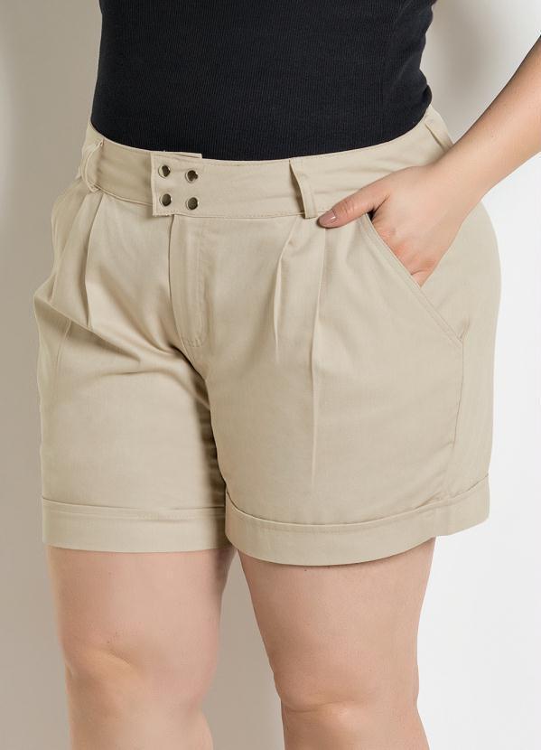 Marguerite - Short Plus Size Estilo Alfaiataria Bege