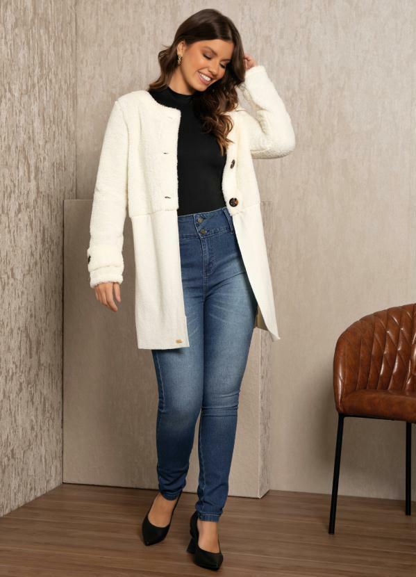 Quintess - Sobretudo Quintess Off White com Botões Grandes 3