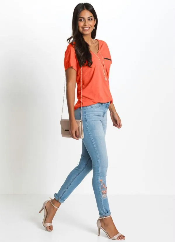 bonprix - Blusa Básica com Fio Metalizado no Bolso Laranja 4