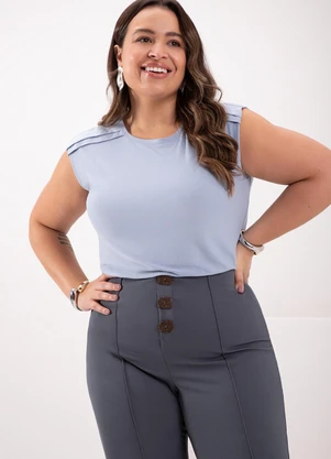 Lunender Mais Mulher - Blusa em Malha Crepe com Gola Redonda Azul - LUNENDER MAIS MULHER