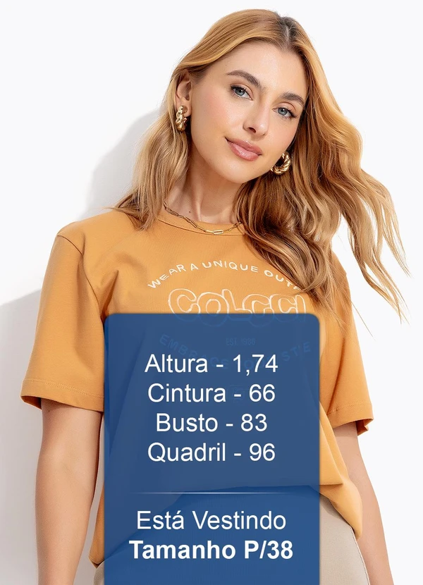 Colcci - Camiseta em Malha Bege 6