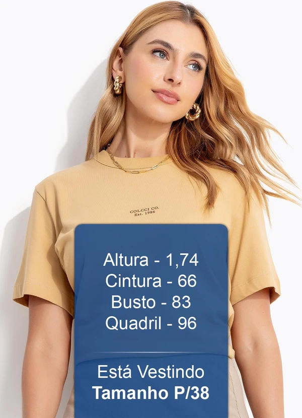 Colcci - Camiseta em Malha Bege 5