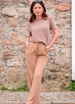 Hiatto Confecção - Camiseta Fem Estonada Basic Marrom - HIATTO CONFECÇÃO