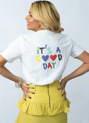 Hiatto Confecção - Camiseta Good Day Branco - HIATTO CONFECÇÃO